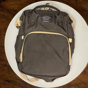 Living traveling sharing diaper bag